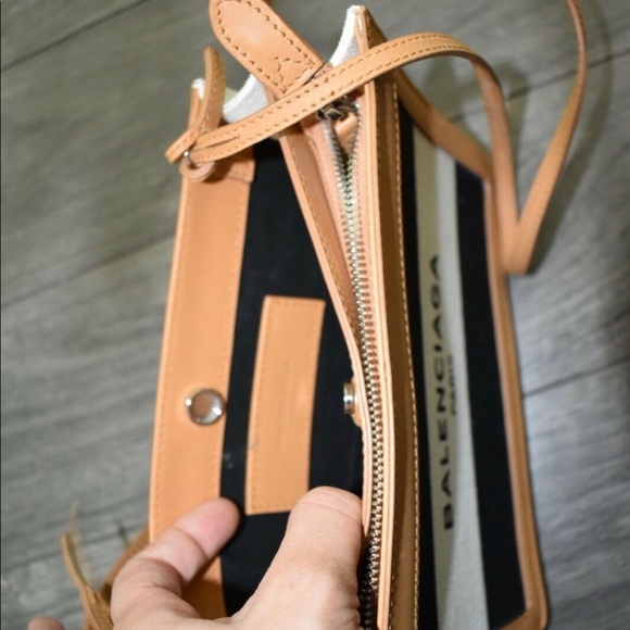 Balenciaga Canvas Cross body Bag - Picture 2 of 2